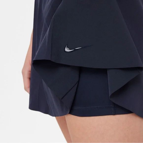 NEW NIKE SKORT - Picture 4 of 7